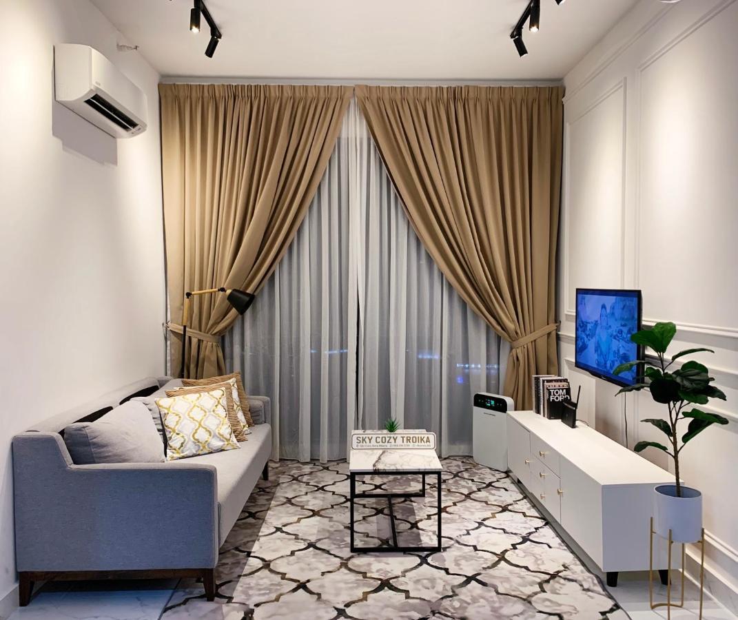 Sky Cozy Troika Residence, 1 Bedroom 4-6 Pax, 2 Bedrooms 6-8 Pax, Pool Vew, Sky & City View, Free Parking, Pool, Unlimited Wifi & Netflix Кота-Бару Экстерьер фото