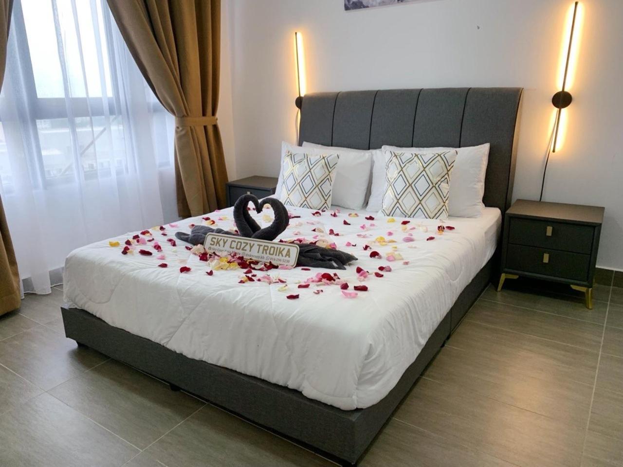 Sky Cozy Troika Residence, 1 Bedroom 4-6 Pax, 2 Bedrooms 6-8 Pax, Pool Vew, Sky & City View, Free Parking, Pool, Unlimited Wifi & Netflix Кота-Бару Экстерьер фото