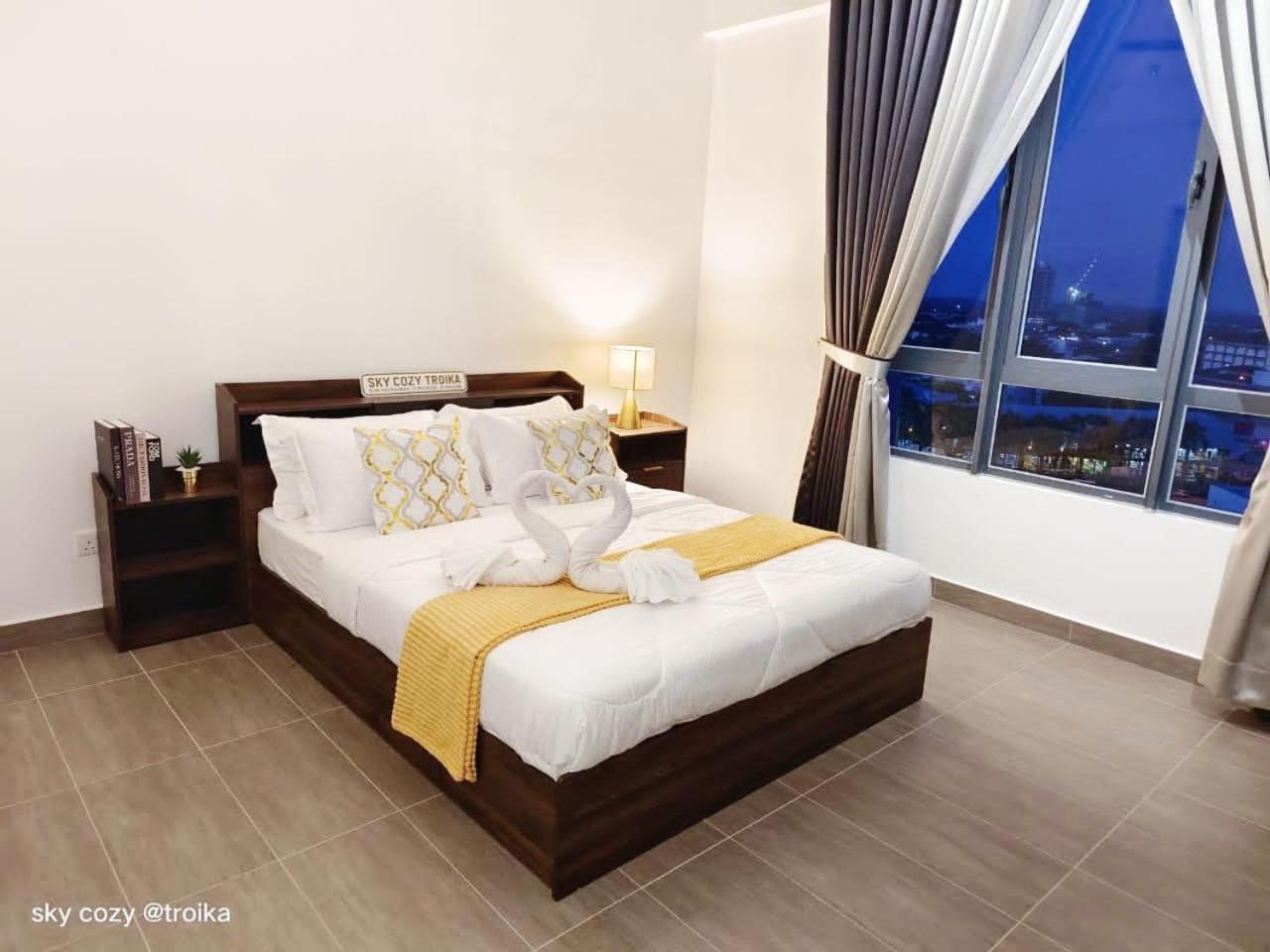 Sky Cozy Troika Residence, 1 Bedroom 4-6 Pax, 2 Bedrooms 6-8 Pax, Pool Vew, Sky & City View, Free Parking, Pool, Unlimited Wifi & Netflix Кота-Бару Экстерьер фото